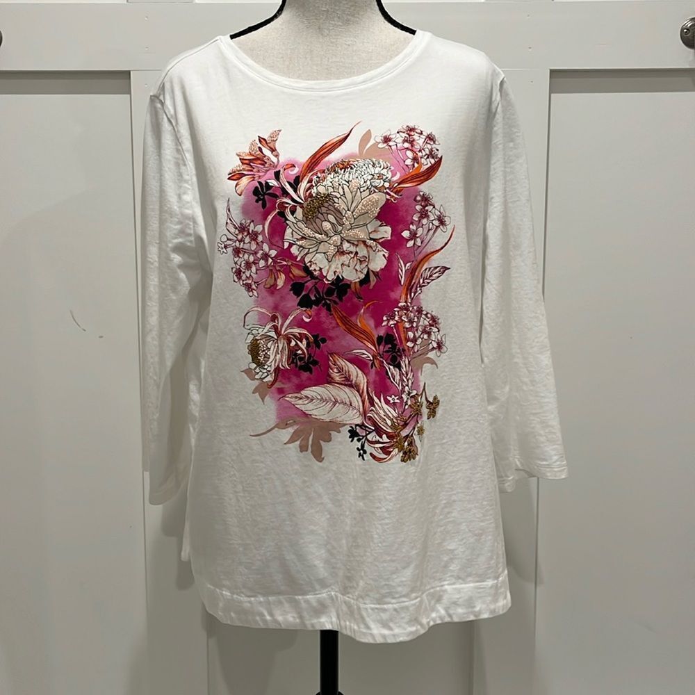 Chico's LS Top with Front Floral Design